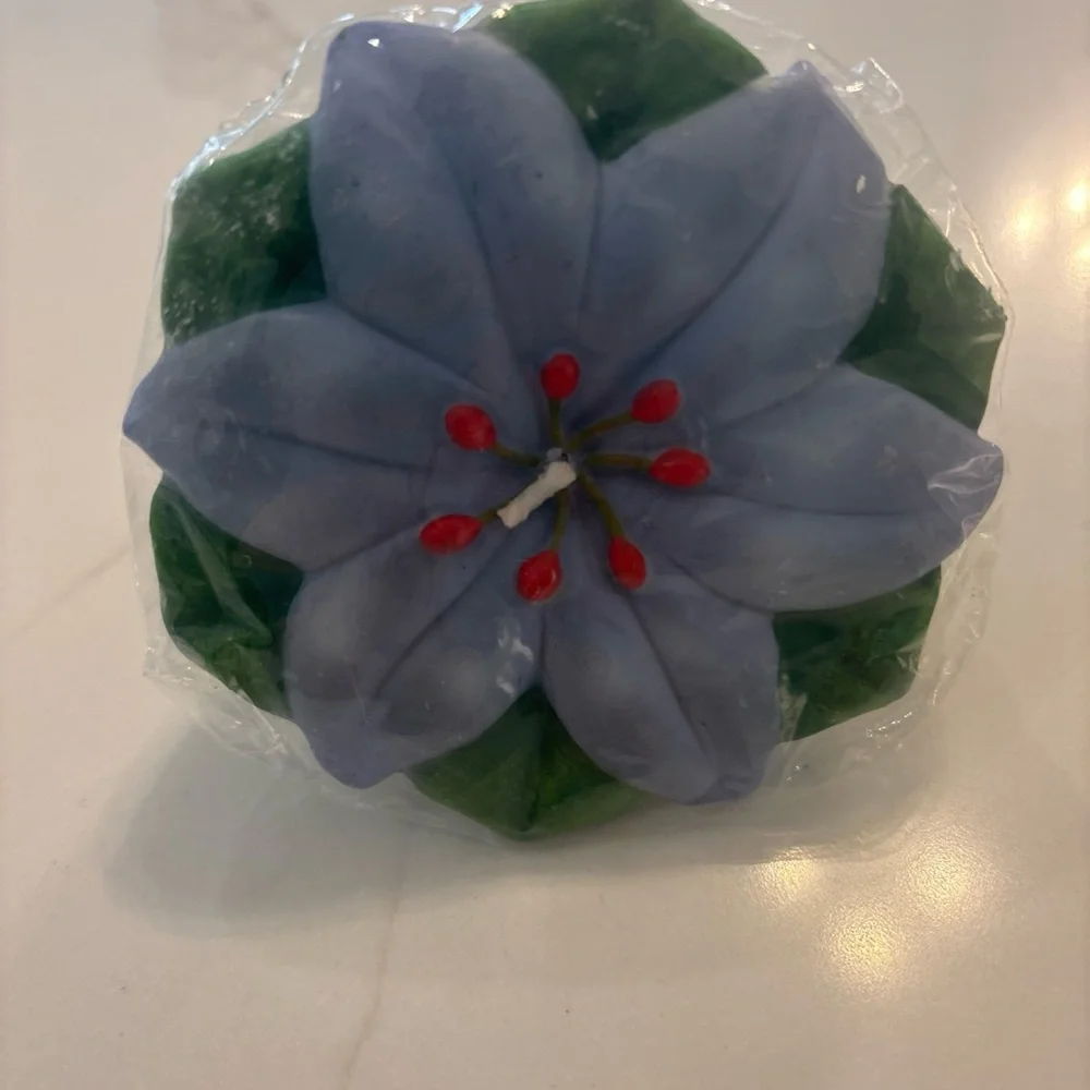 Set of 3 Floating Flower Candles
